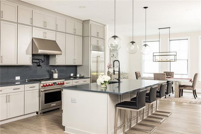 2722 Thornewilde Way, Atlanta, GA 30339