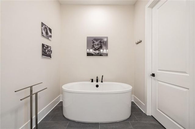 2722 Thornewilde Way, Atlanta, GA 30339