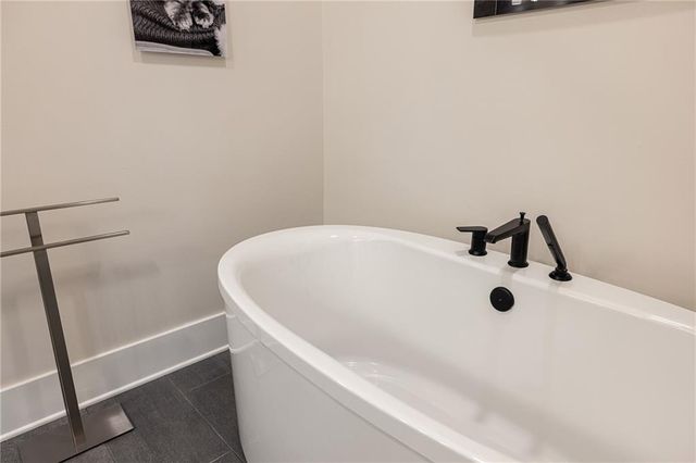 2722 Thornewilde Way, Atlanta, GA 30339