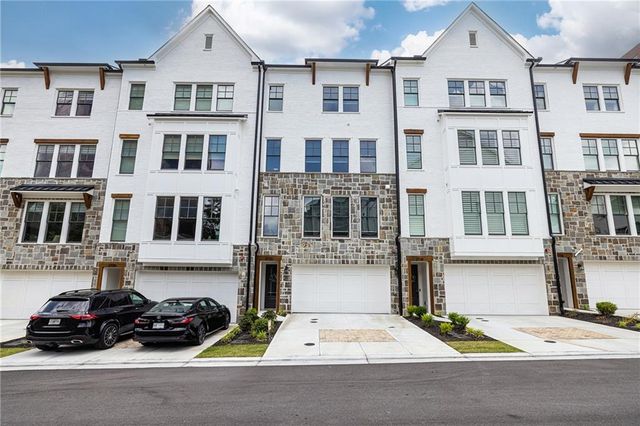 2722 Thornewilde Way, Atlanta, GA 30339