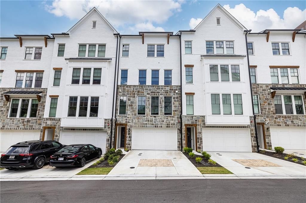 2722 Thornewilde Way, Atlanta, GA 30339