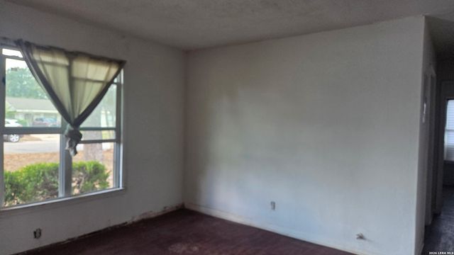 350 W PALFREY ST, San Antonio, TX 78223
