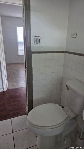 350 W PALFREY ST, San Antonio, TX 78223