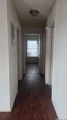 350 W PALFREY ST, San Antonio, TX 78223