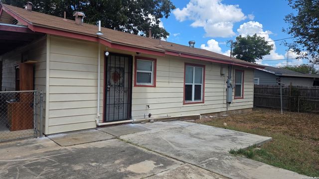 350 W PALFREY ST, San Antonio, TX 78223
