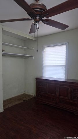 350 W PALFREY ST, San Antonio, TX 78223