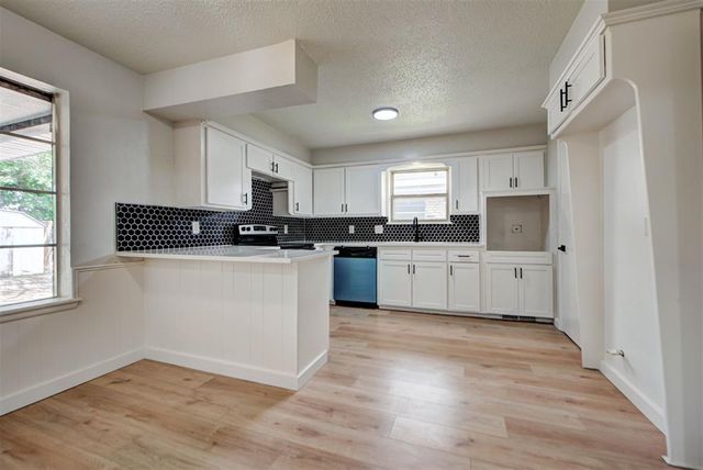 11209 Bel Air Place, Oklahoma City, OK 73120