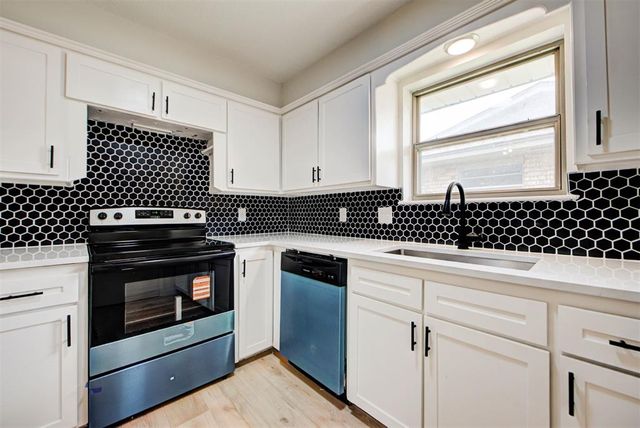 11209 Bel Air Place, Oklahoma City, OK 73120