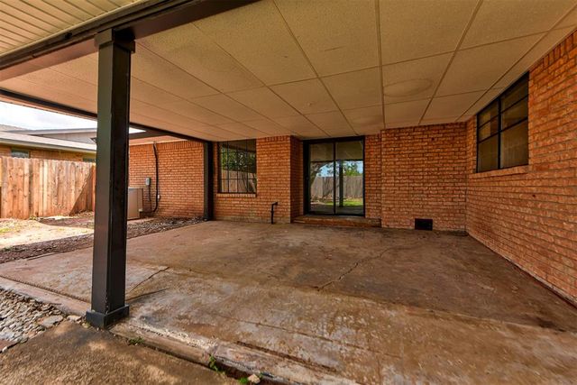 11209 Bel Air Place, Oklahoma City, OK 73120