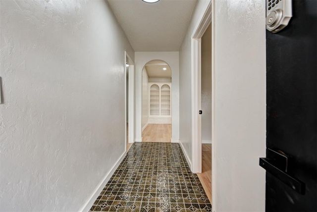 11209 Bel Air Place, Oklahoma City, OK 73120