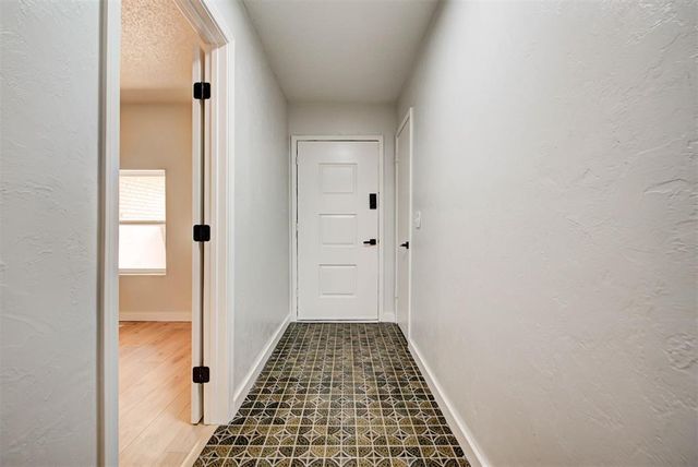 11209 Bel Air Place, Oklahoma City, OK 73120