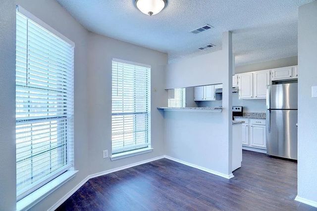 1400 Paintbrush Street, Mesquite, TX 75149