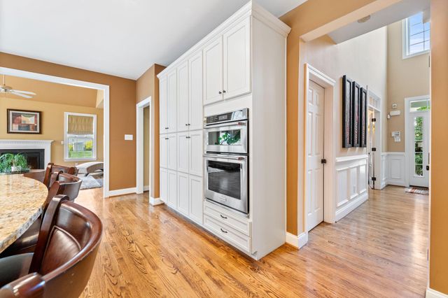 10 SPRINGHOUSE LN, Havertown, PA 19083