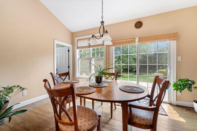 10 SPRINGHOUSE LN, Havertown, PA 19083