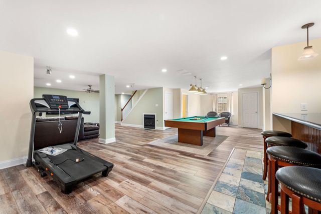 10 SPRINGHOUSE LN, Havertown, PA 19083