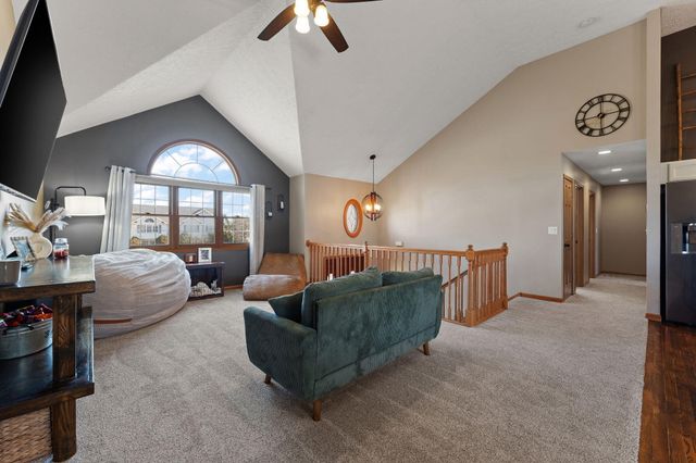 920 Plantation Road, Valparaiso, IN 46385