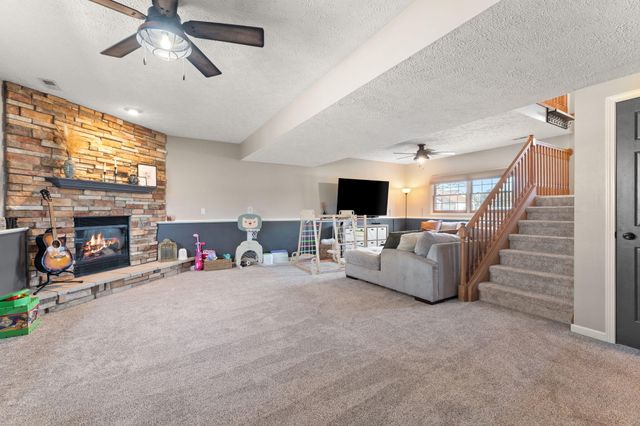 920 Plantation Road, Valparaiso, IN 46385