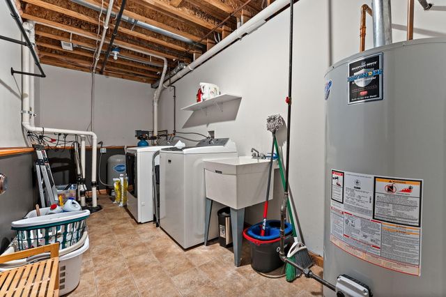 920 Plantation Road, Valparaiso, IN 46385