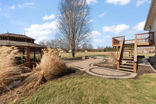 920 Plantation Road, Valparaiso, IN 46385