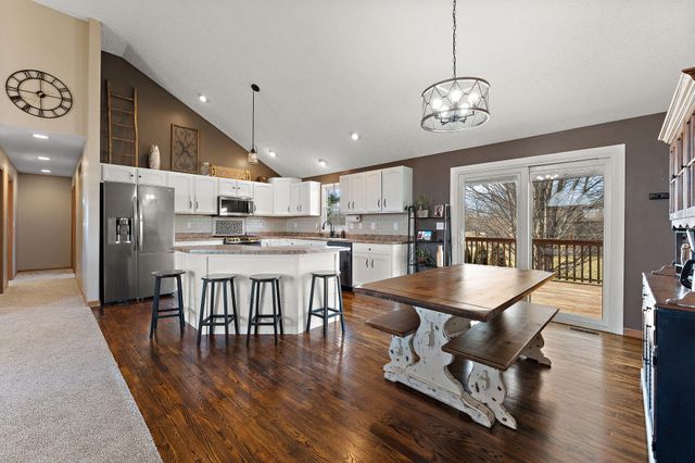 920 Plantation Road, Valparaiso, IN 46385