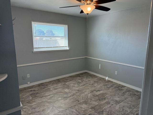 4305 Harlowe Dr, Midland, TX 79703