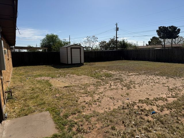 4305 Harlowe Dr, Midland, TX 79703