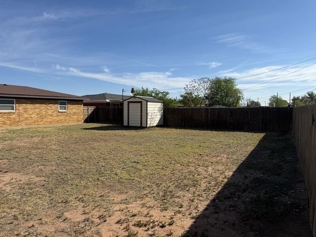 4305 Harlowe Dr, Midland, TX 79703