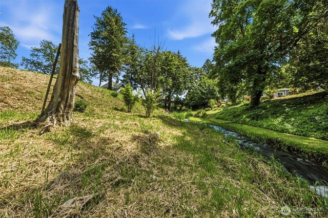 7704 Bridgeport Way W, Lakewood, WA 98499