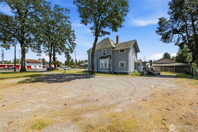 7704 Bridgeport Way W, Lakewood, WA 98499