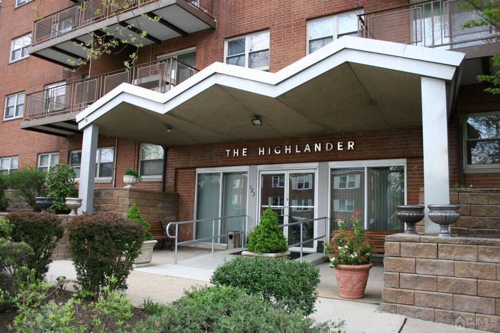 123 S Adelaide Avenue S 2C, Highland Park, NJ 08904