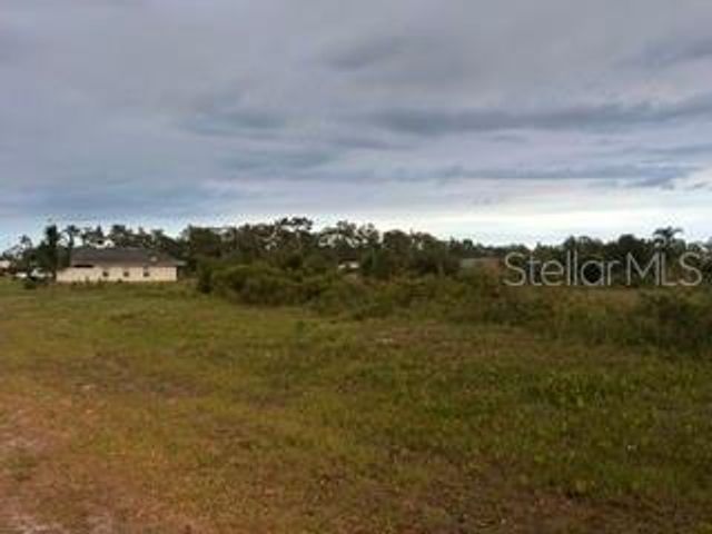 52 DELAND AVENUE, Indian Lake Estates, FL 33855