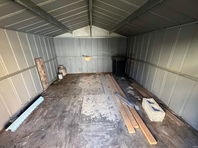 183 W 3rd Street, Peru, IN 46970