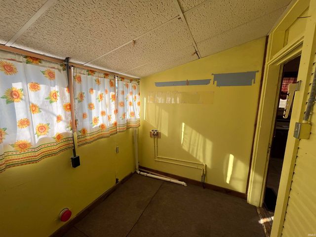 183 W 3rd Street, Peru, IN 46970