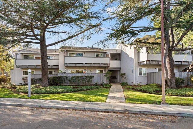 14245 Lora Drive 16, Los Gatos, CA 95032