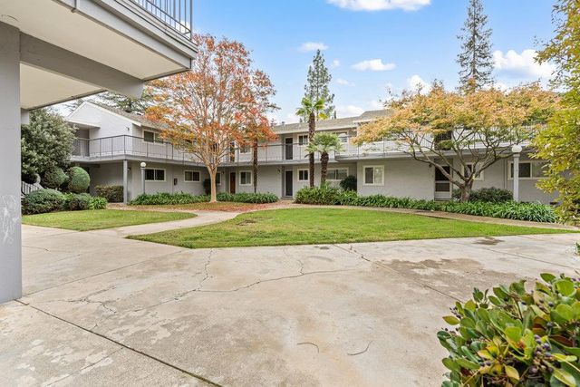 14245 Lora Drive 16, Los Gatos, CA 95032