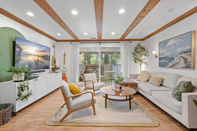 14245 Lora Drive 16, Los Gatos, CA 95032