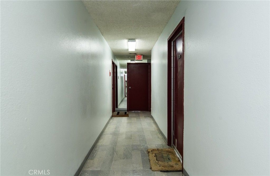 Image 19 of property listing at 225 W 6th 405, Long Beach, CA 90802