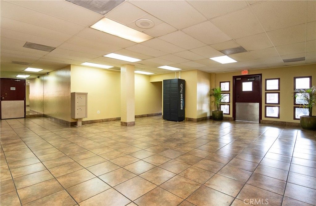 Image 20 of property listing at 225 W 6th 405, Long Beach, CA 90802