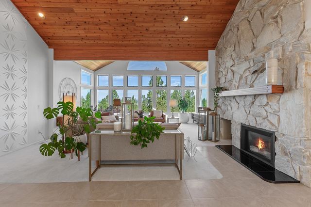 5203 E 16th Ave, Spokane Valley, WA 99212