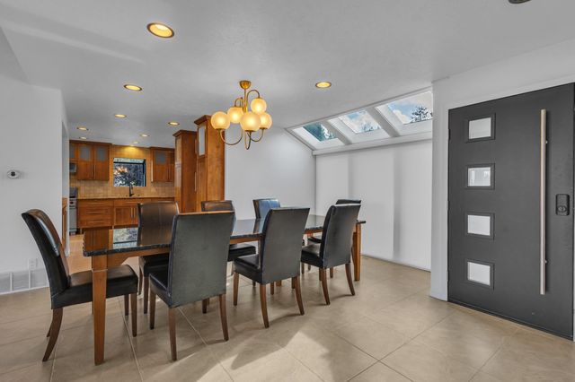 5203 E 16th Ave, Spokane Valley, WA 99212