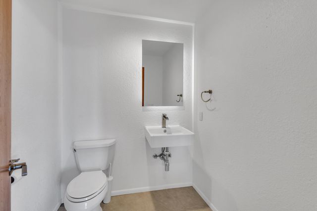 5203 E 16th Ave, Spokane Valley, WA 99212
