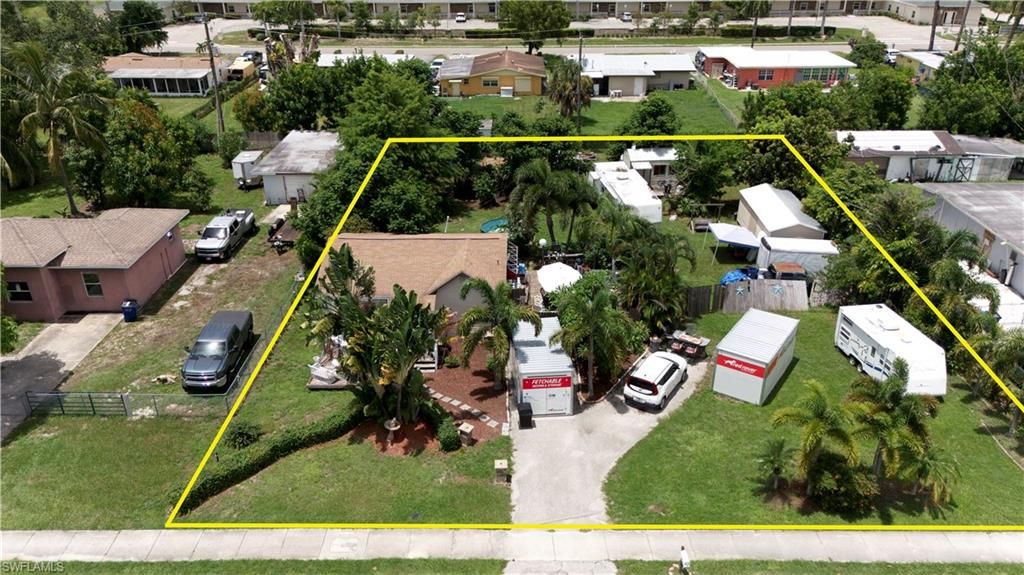 2105 Carrell RD, FORT MYERS, FL 33901 — photo 2