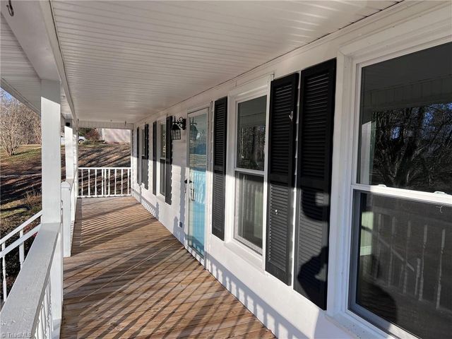 326 Springdale Road, Walnut Cove, NC 27052