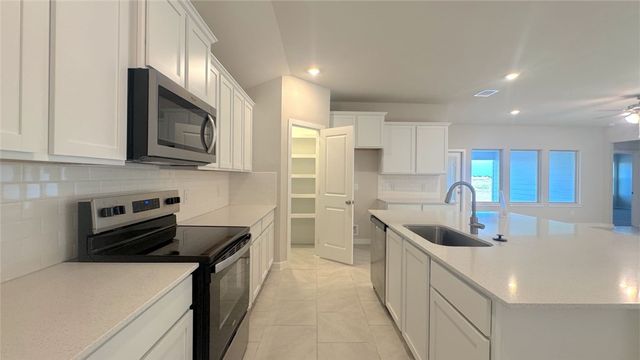 865 Fisher's Island Circ, Corpus Christi, TX 78415