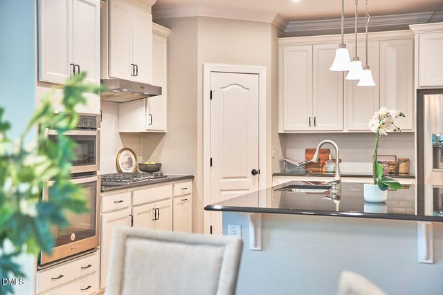 3828 Hickory Manor Drive, Apex, NC 27539