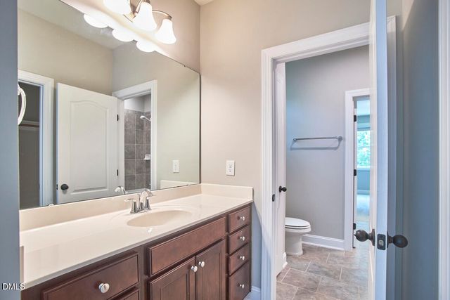 3828 Hickory Manor Drive, Apex, NC 27539