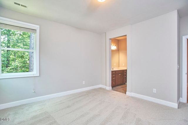 3828 Hickory Manor Drive, Apex, NC 27539