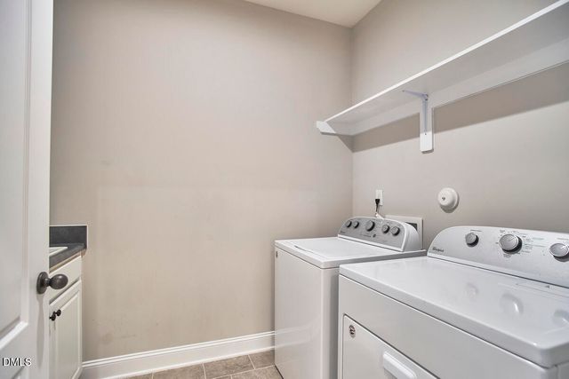 3828 Hickory Manor Drive, Apex, NC 27539