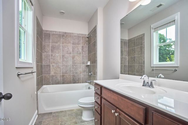 3828 Hickory Manor Drive, Apex, NC 27539
