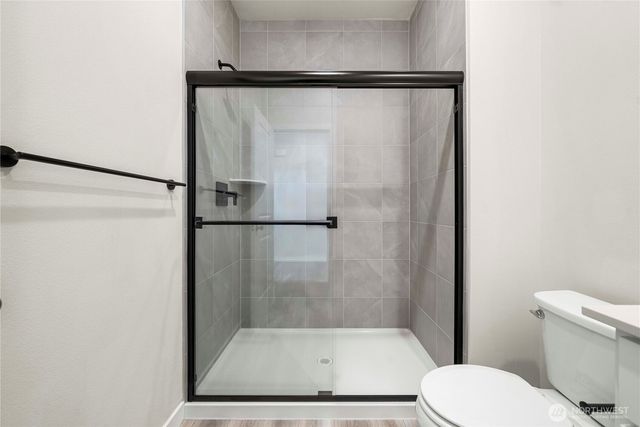 17500 NE Midnight Sun Loop, Poulsbo, WA 98370